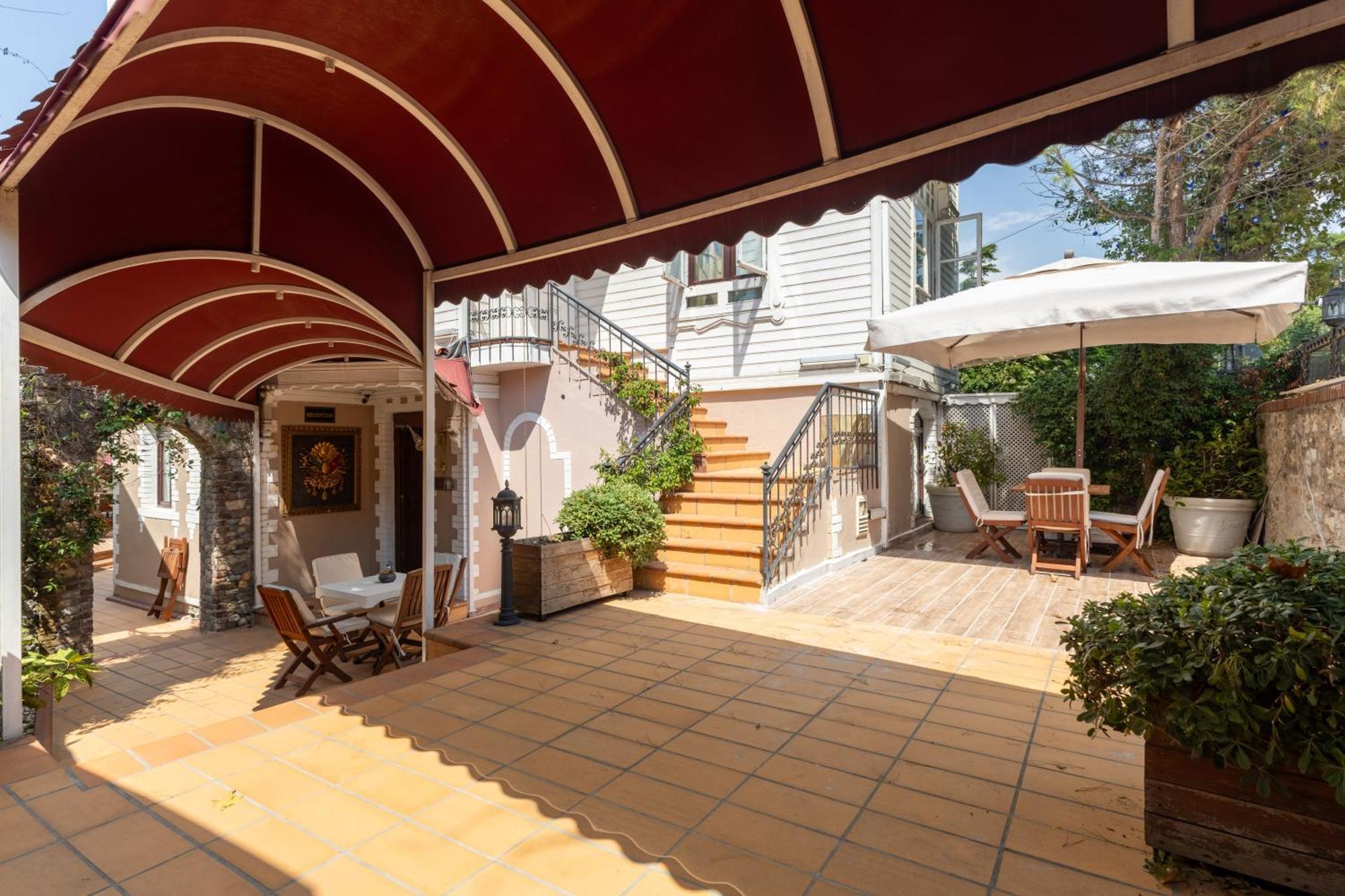 Sakine Hanim Mansion Istanboel Buitenkant foto